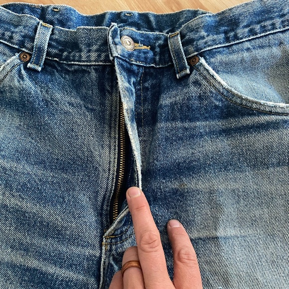 Vintage 1980’s Lee Jeans Medium Wash - The Steve Collection 2 of 8 - Picture 3 of 8